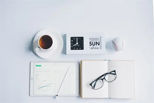 如何介绍一个公司上班